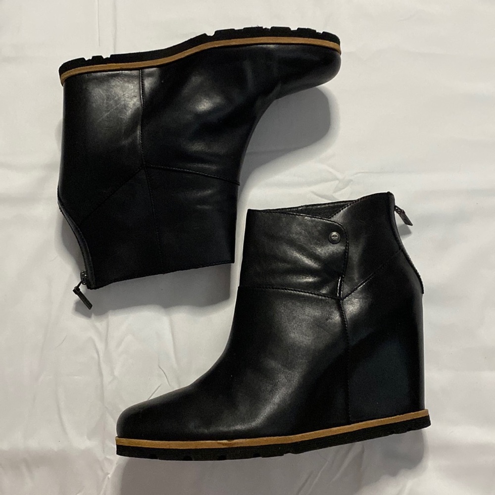 Ugg Amal Black Wedge Boots